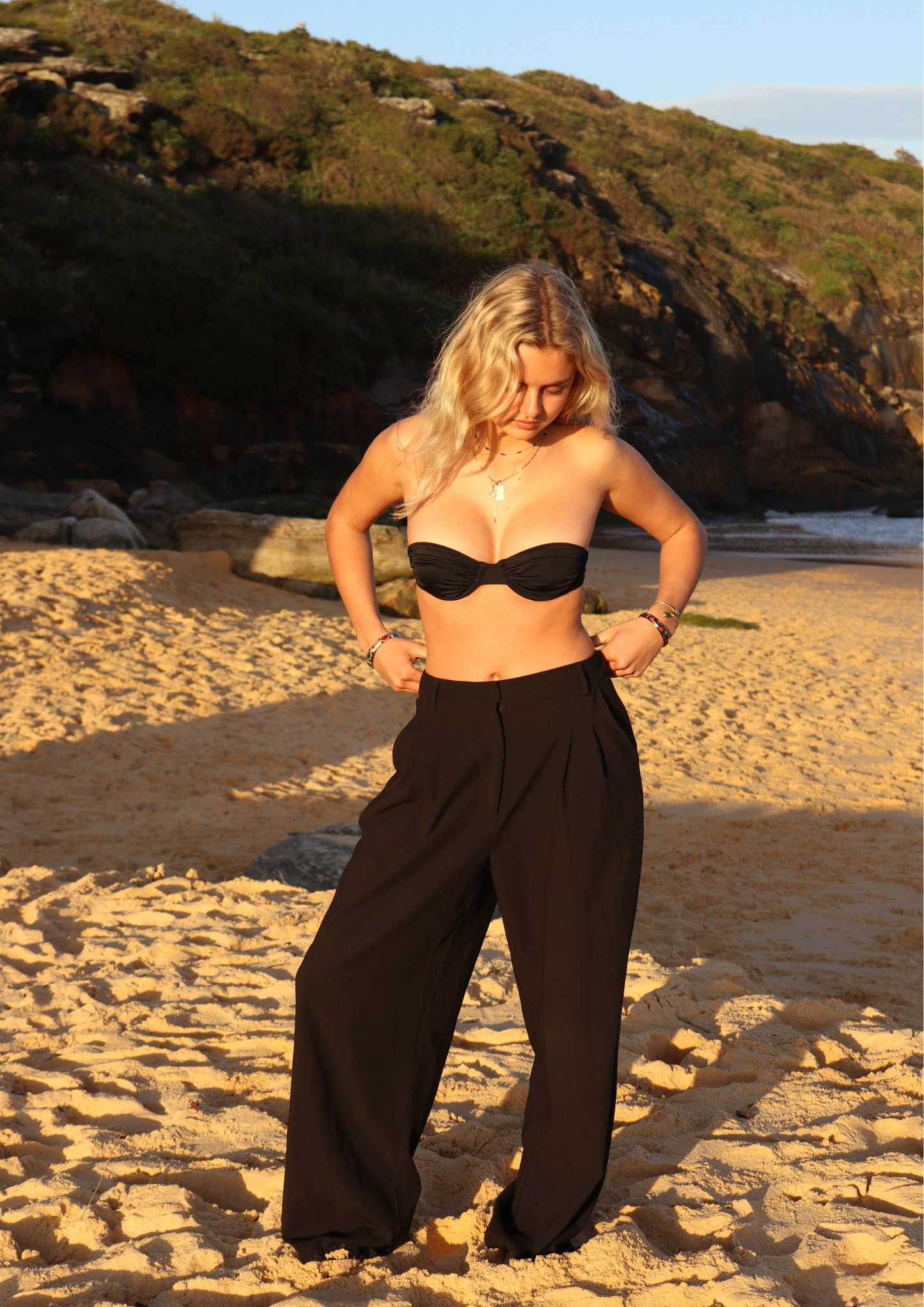 ISOBELLA TOP - Black